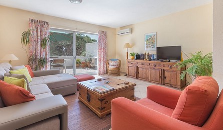 Aluguer Apartamentos Ferias Apartamentos T1 Sala De Visitas 2012 Portugal Vila Verde Valverde Aluguer Villas Vilaverde