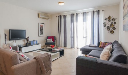 Apartamentos T1 Living Room T12 Portugal Ferias Aluguer Apartamentos Vila Verde Valverde Aluguer Villas Vilaverde